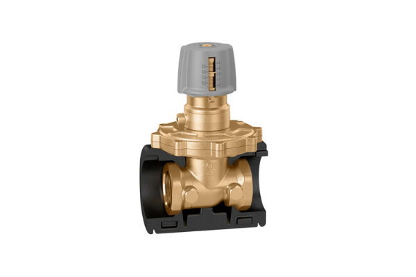 Differential pressure regulator